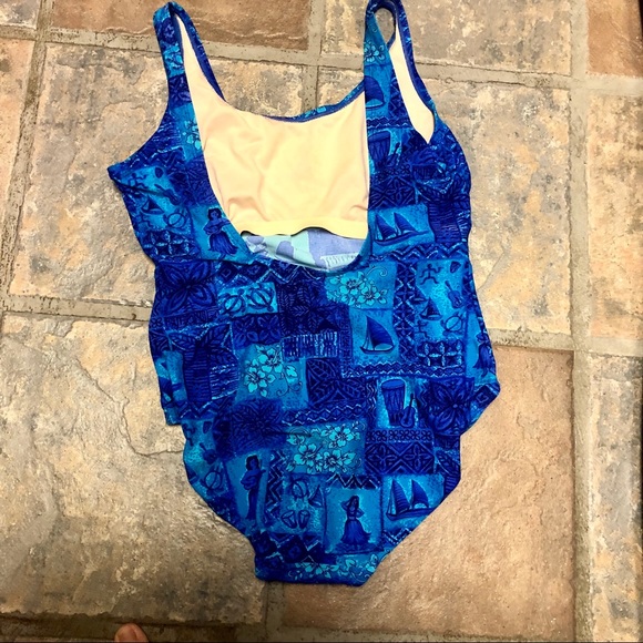 Islander Swim suit - Picture 3 of 4